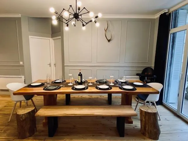 L'Olympique, Appartement 8 Voyageurs Avec Parking Savignac-les-Ormeaux Apartment